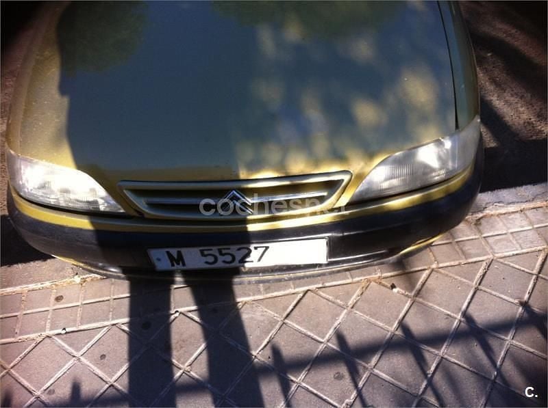 Usado Citroën Xsara 90 CV (66 kW) 1998 Amarillo Berlina