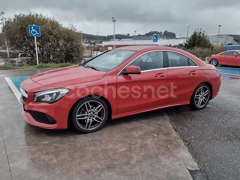 Usado Mercedes CLA200 150 CV (110 kW) 2019 Rojo Berlina