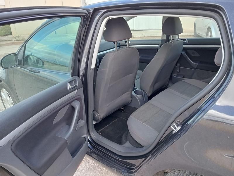 Usado VW Golf IV Sportline 140 CV (102 kW) 2006 Negro Utilitario