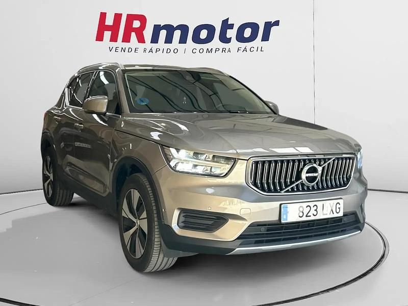 Gris Usado 2022 Volvo XC40 Inscription SUV | 26.990 € (Buen precio) - Imagen 1/4