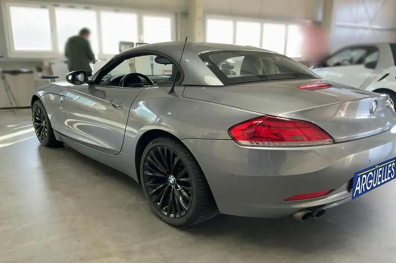 Usado BMW Z4 184 CV (135 kW) 2012 Gris Descapotable
