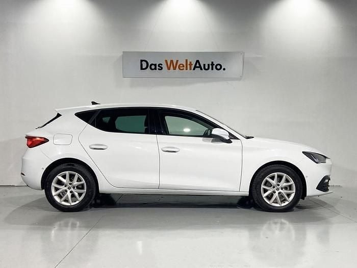 Usado Seat Leon Style 116 CV (85 kW) 2025 Blanco