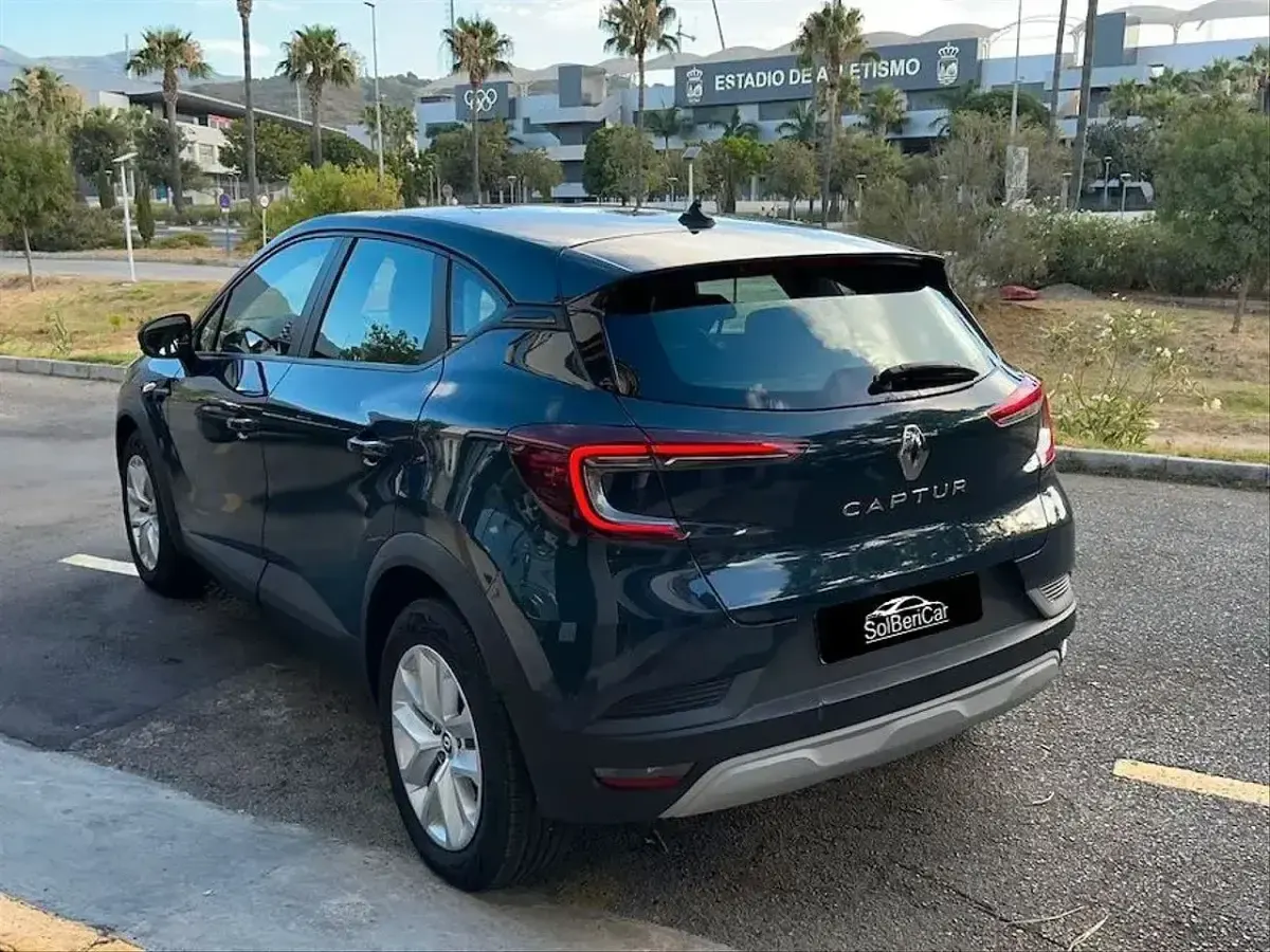 Usado Renault Captur Equilibre 90 CV (66 kW) 2022 Azul SUV