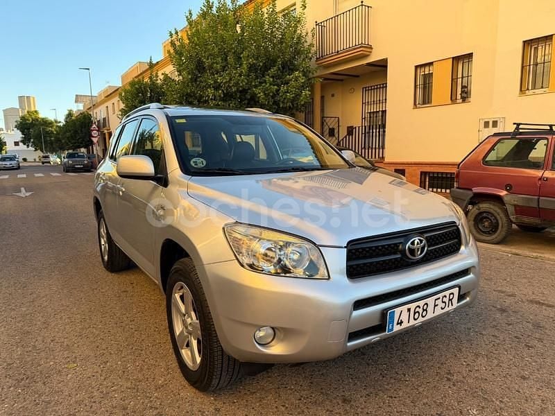 Gris / plata Usado 2007 Toyota RAV4 Executive SUV | 7499 € (Precio justo) - Imagen 1/4