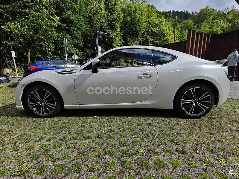 Usado Subaru BRZ 200 CV (147 kW) 2014 Blanco Coupe