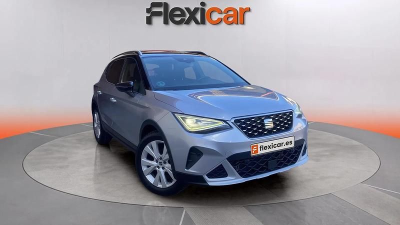 Usado Seat Arona FR 116 CV (85 kW) 2022 Blanco SUV