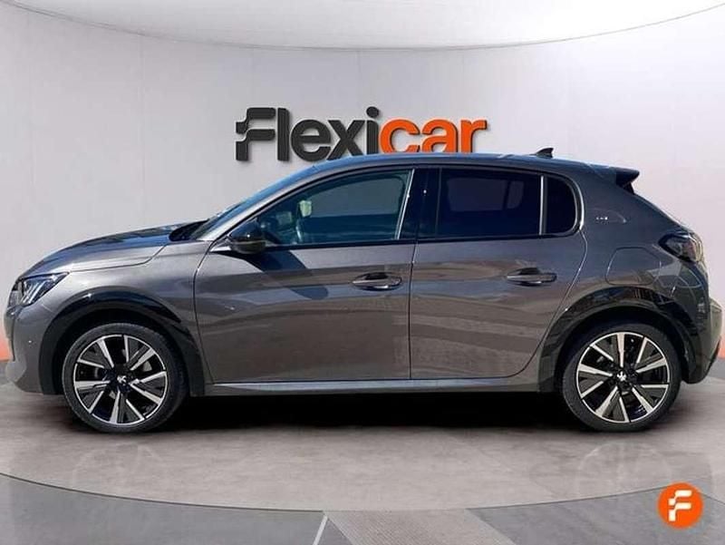 Usado Peugeot 208 GT 101 CV (74 kW) 2022 Gris Utilitario
