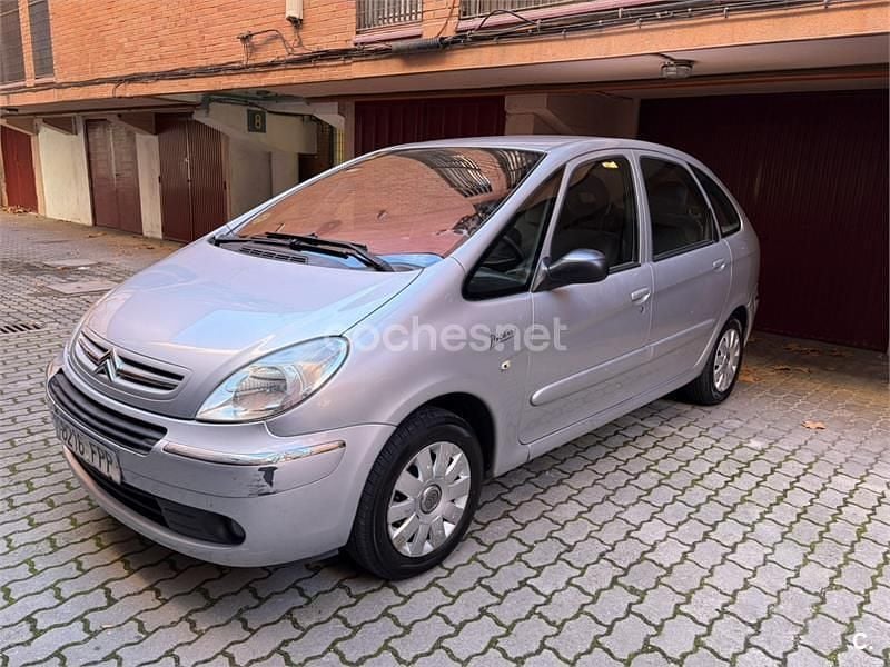 Gris / plata Usado 2007 Citroën Xsara Picasso Monovolumen | 2200 € (Super precio) - Imagen 1/4