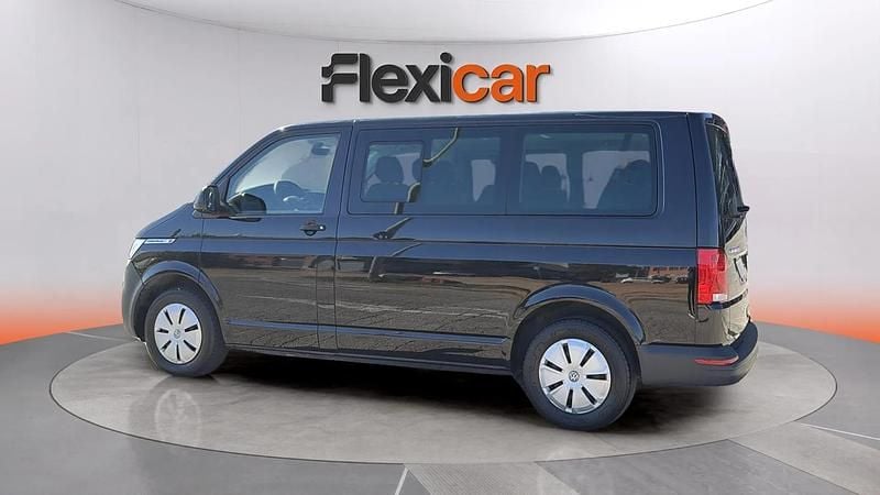 Usado VW Caravelle 150 CV (110 kW) 2023 Negro Monovolumen
