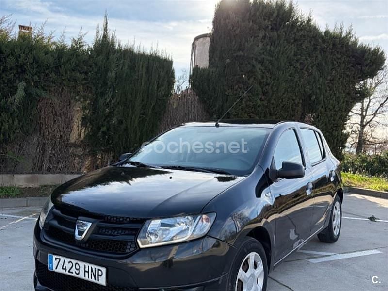 Negro Usado 2013 Dacia Sandero Ambiance Berlina | 5000 € (Precio justo) - Imagen 1/4