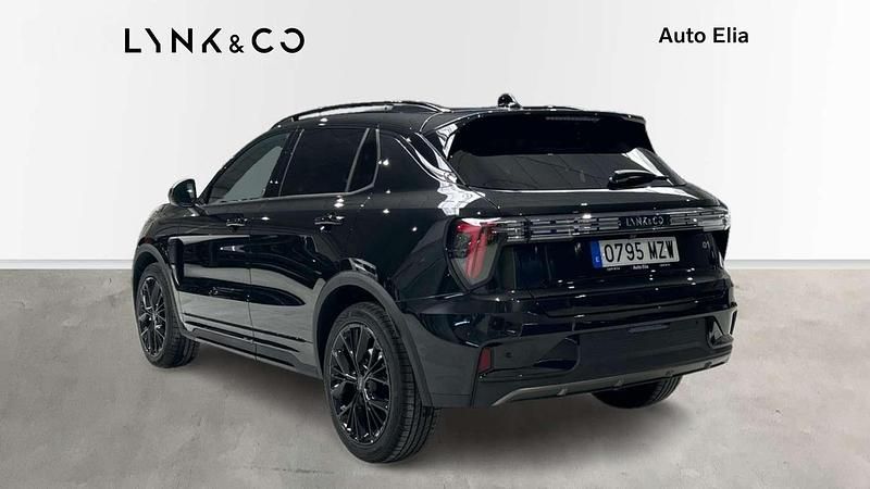 Usado Lynk & Co 01 280 CV (205 kW) 2025 Negro SUV