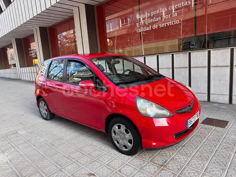 Usado Honda Jazz LS 83 CV (61 kW) 2007 Granate Utilitario