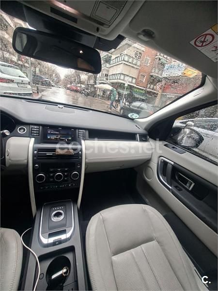 Usado Land Rover Discovery Sport SE 180 CV (132 kW) 2015 Negro SUV