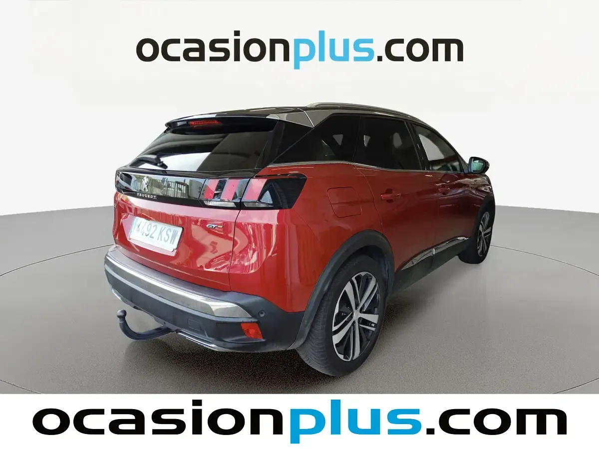 Usado Peugeot 3008 GT 181 CV (133 kW) 2019 Rojo SUV