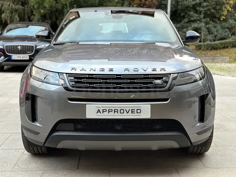 Usado Land Rover Range Rover evoque S 269 CV (197 kW) 2024 Gris / plata SUV