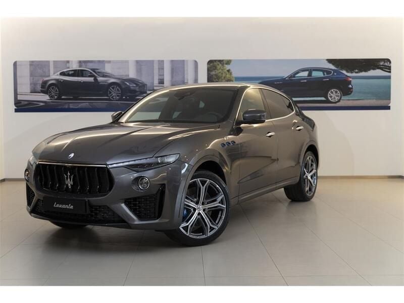 Usado Maserati Levante GT 330 CV (242 kW) 2023 Gris SUV