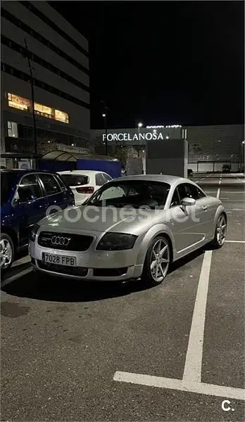 Usado Audi TT 180 CV (132 kW) 1998 Gris / plata Coupe
