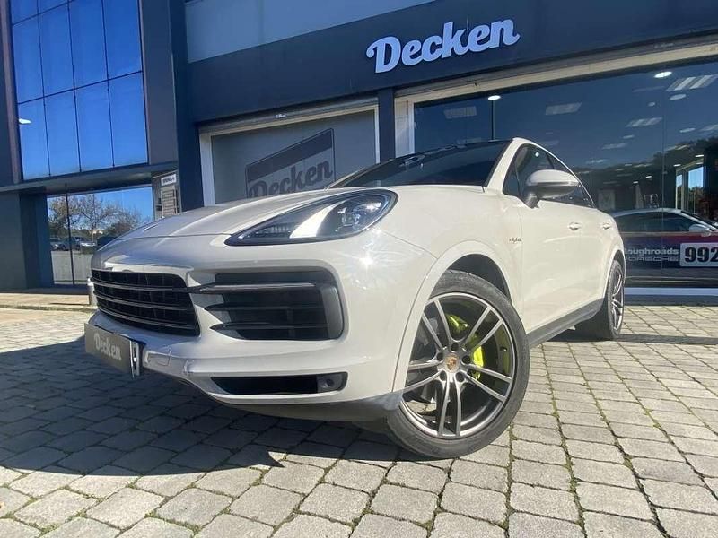 Gris Usado 2020 Porsche Cayenne SUV | 68.000 € (Precio justo) - Imagen 1/4