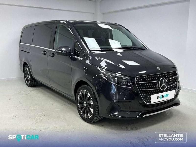 Occasion Mercedes V250 Avantgarde 190 PK (139 kW) 2024 Blauw MPV