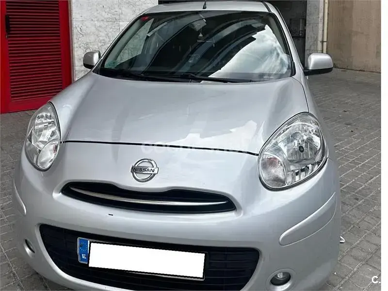 Usado Nissan Micra Acenta 80 CV (58 kW) 2011 Gris / plata Utilitario