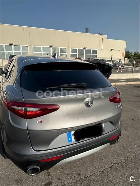 Gris / plata Usado 2018 Alfa Romeo Stelvio Executive SUV | 25.900 € (Precio justo) - Imagen 1/2