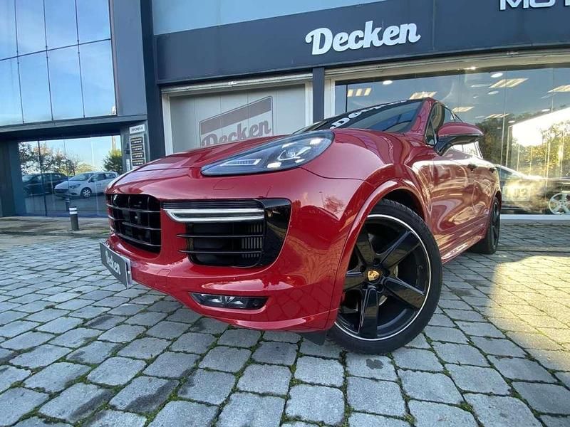 Usado Porsche Cayenne GTS 441 CV (324 kW) 2017 Rojo SUV