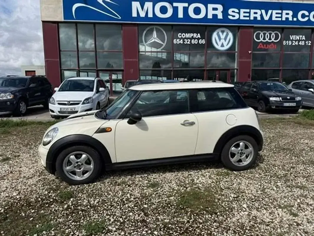 Usado Mini ONE 73 CV (53 kW) 2009 Blanco Utilitario