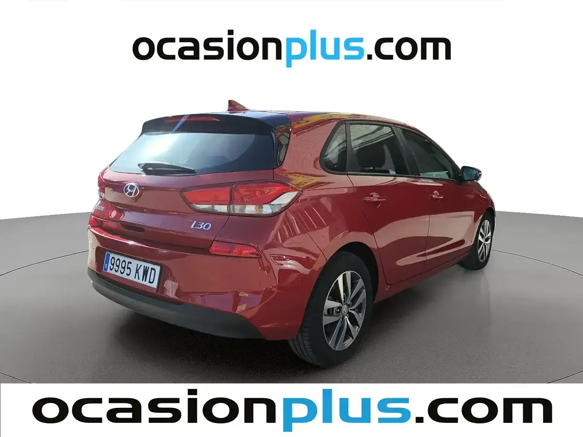 Usado Hyundai i30 GO! 120 CV (88 kW) 2019 Rojo