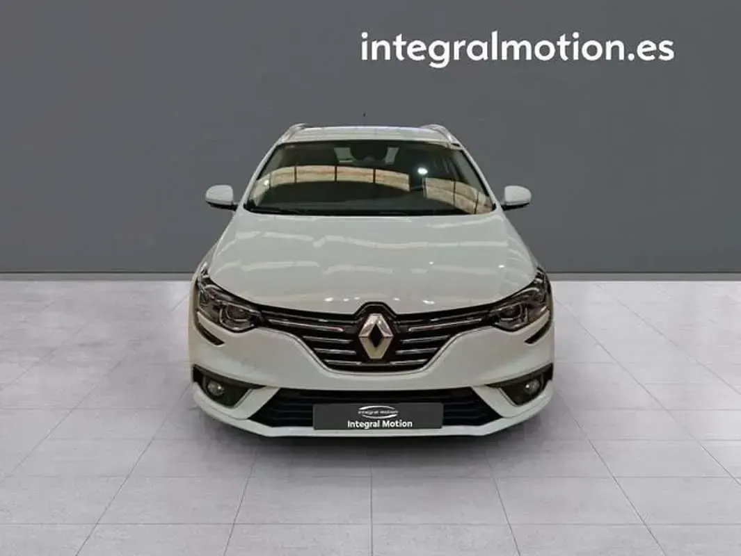 Usado Renault Mégane GrandTour Zen 116 CV (85 kW) 2020 Blanco Familiar