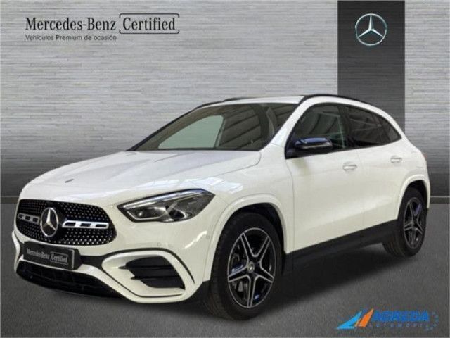 Blanco polar Usado 2024 Mercedes GLA200 AMG line SUV | 43.900 € (Precio justo) - Imagen 1/4