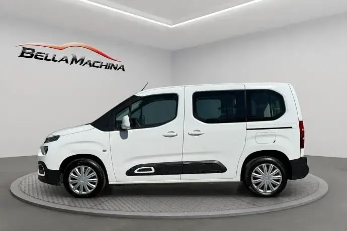 Usado Citroën Berlingo Feel 103 CV (75 kW) 2020 Blanco Monovolumen