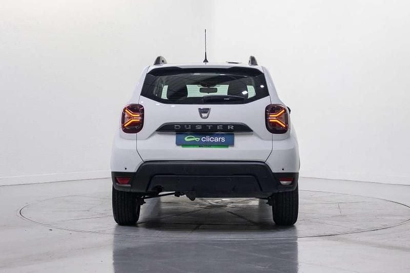 Usado Dacia Duster Comfort 116 CV (85 kW) 2022 Blanco SUV