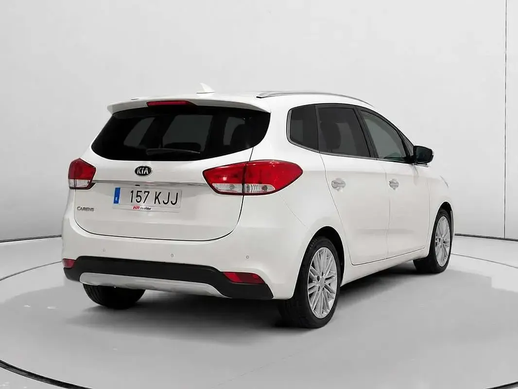 Usado Kia Carens 136 CV (100 kW) 2018 Blanco Monovolumen