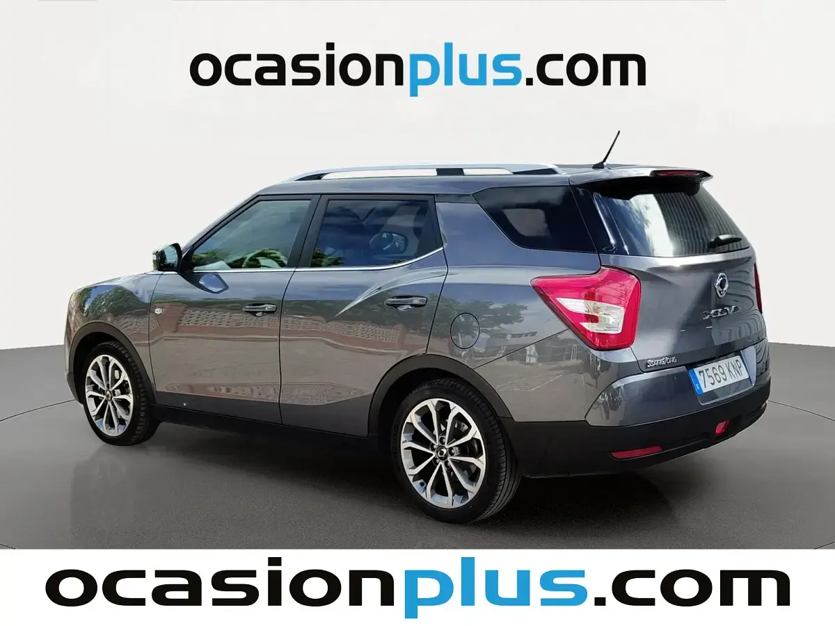 Usado SsangYong XLV Limited 116 CV (85 kW) 2018 Gris SUV