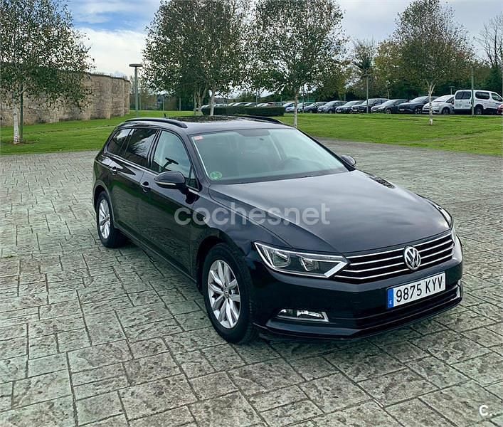 Usado VW Passat Advance 120 CV (88 kW) 2019 Negro Familiar