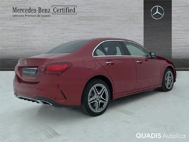 Usado Mercedes A250 AMG line 218 CV (160 kW) 2024 Manufaktur rojo patagonia
