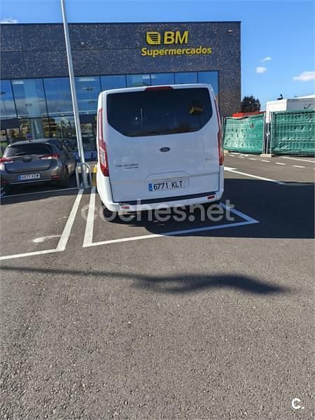 Blanco Usado 2018 Ford Tourneo Titanium Monovolumen | 19.000 € (Buen precio) - Imagen 1/4