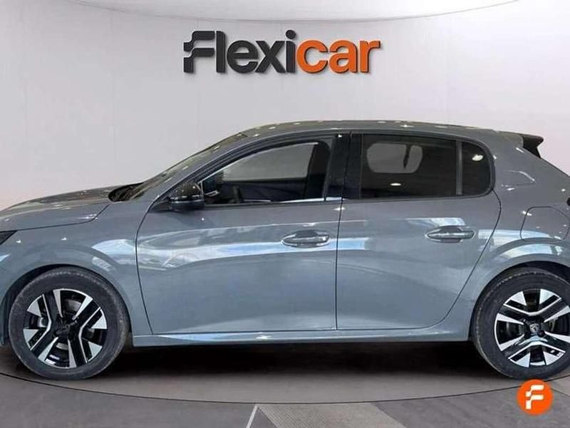Usado Peugeot 208 Allure 101 CV (74 kW) 2025 Gris Utilitario