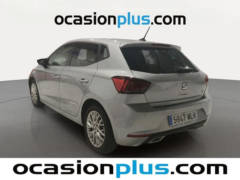 Usado Seat Ibiza FR 110 CV (80 kW) 2023 Gris plata Utilitario