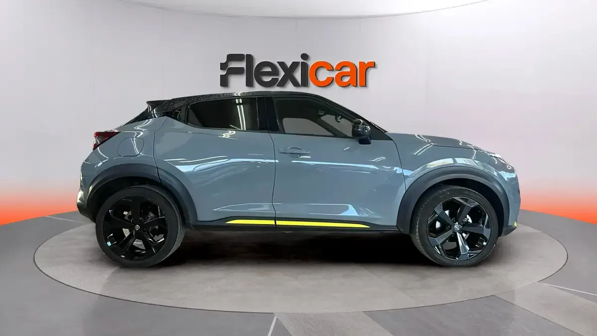 Usado Nissan Kiiro 114 CV (83 kW) 2022 Gris