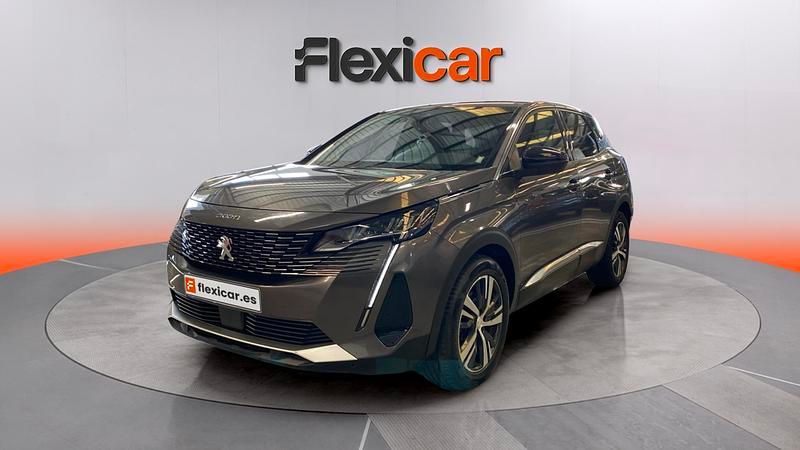 Usado Peugeot 3008 GT 131 CV (96 kW) 2023 Gris SUV
