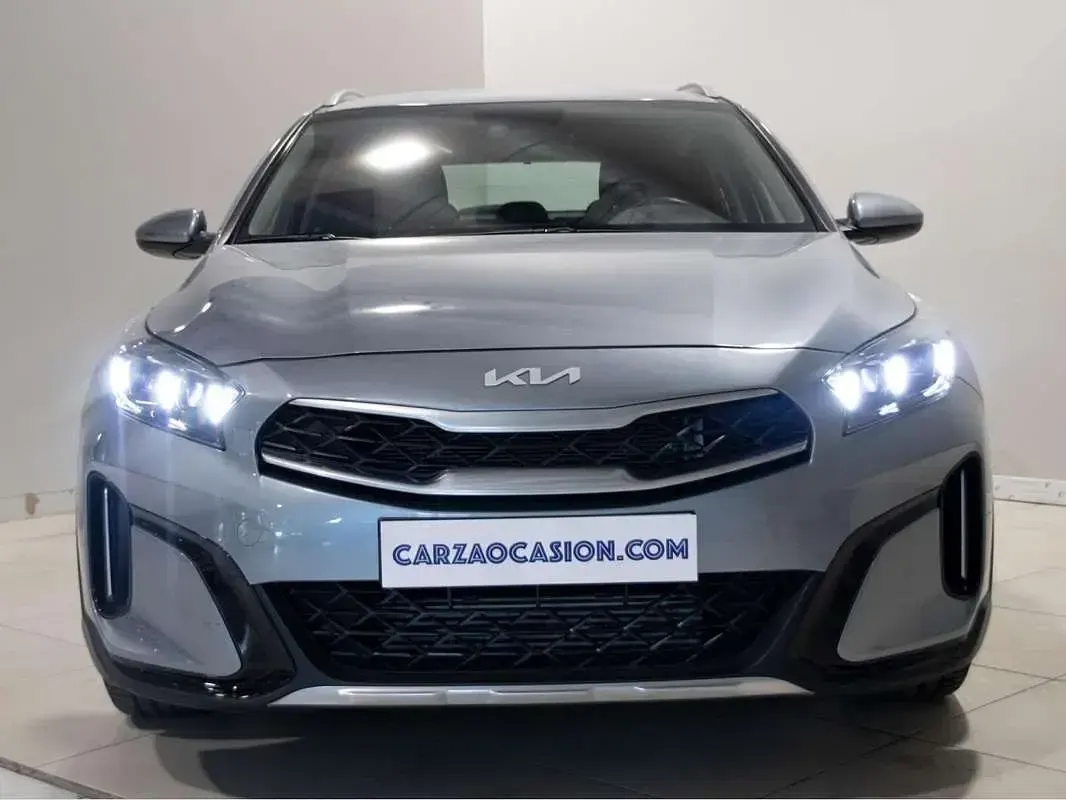 Usado Kia XCeed 160 CV (117 kW) 2023 Plateado SUV