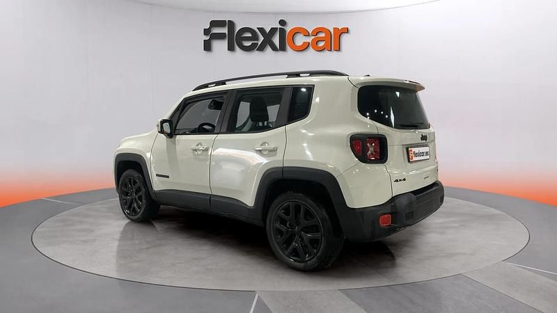 Usado Jeep Renegade Night Eagle 140 CV (102 kW) 2019 Blanco SUV