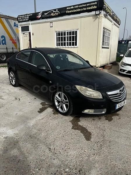 Usado Opel Insignia Cosmo 130 CV (95 kW) 2009 Negro Berlina