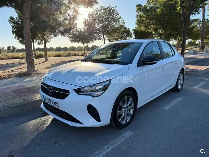 Usado Opel Corsa Edition 100 CV (73 kW) 2021 Blanco Utilitario