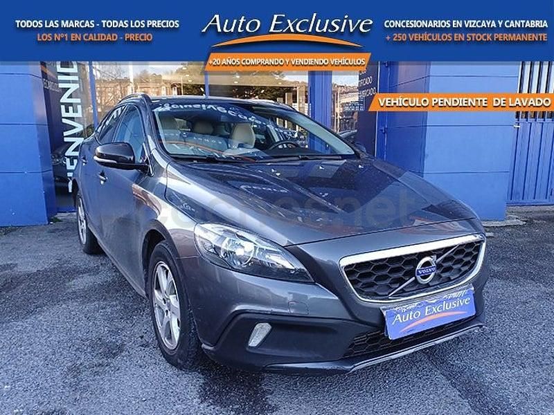 Gris / plata Usado 2014 Volvo V40 CC Summum Familiar | 13.490 € (Super precio) - Imagen 1/4