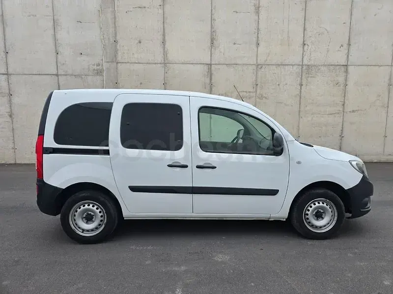 Usado Mercedes Citan 111 116 CV (85 kW) 2019 Blanco Monovolumen