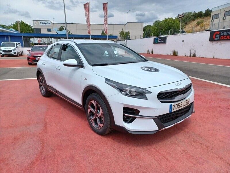 Usado Kia XCeed 120 CV (88 kW) 2022 Blanco SUV
