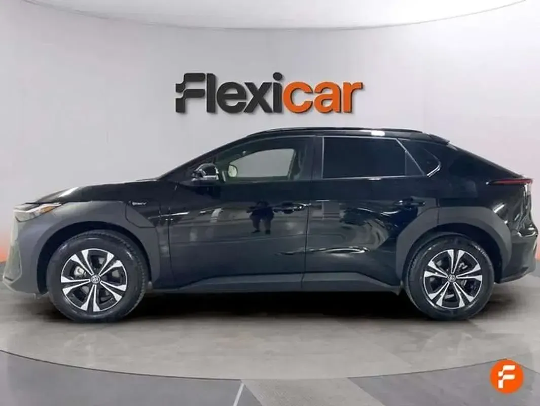 Usado Toyota bZ4X Advance 150 kW (204 CV) 2025 Negro SUV