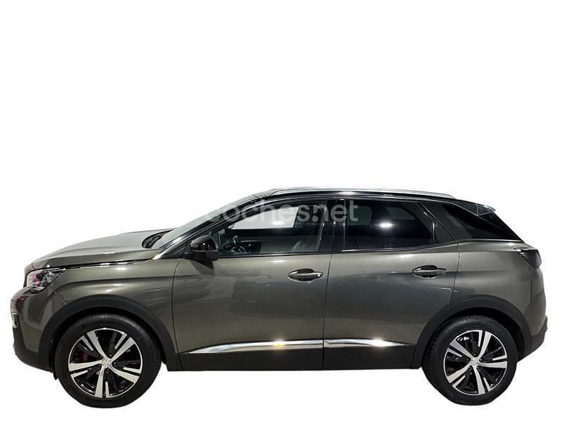 Usado Peugeot 3008 Allure 120 CV (88 kW) 2017 Verde SUV
